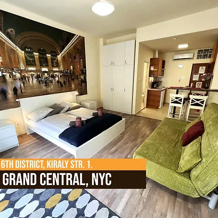 Little Americas New York Central Apartments Budapest Exterior photo
